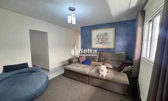 Imagem: Casa disponível para venda no bairro Segismundo