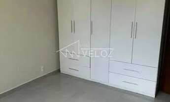 Imagem 7: Apartamento - / Residencial / Glória