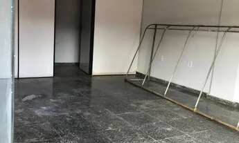 Imagem 7: Vendo excelente loja localizada na av. João césar de oliveira, pode ser financiada