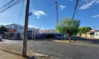 Imagem 4: Casa Comercial/Residencial disponível para Venda no bairro Custódio Perira em Uberlândia-M