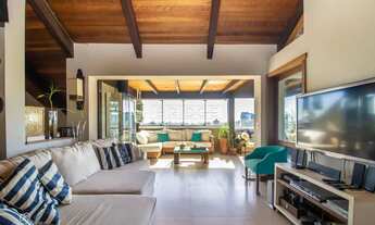 Imagem 2: Linda cobertura triplex no Petrópolis com 4 suítes