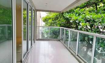 Imagem: Apartamento com varanda, 4 dormitórios