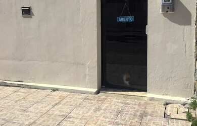 Imagem: Aluga-se ponto comercial (leia a descrição