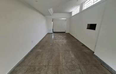 Imagem: Loja comercial de 57m² com 02 banheiros