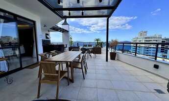 Imagem 3: Ampla cobertura plana com uma linda vista mar no bairro Balneário