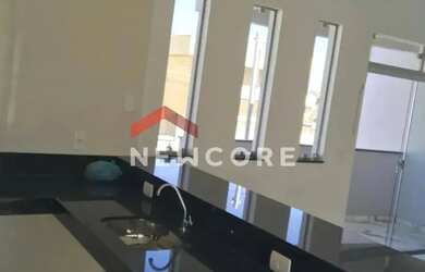 Imagem 2: Casa em Rua Alvarenga Peixoto - Nacional - Contagem/MG