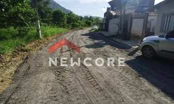 Imagem 5: Casa em Avenida Emiliano Campedelli - Jardim Casa Branca - Caraguatatuba/SP