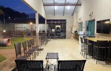 Imagem: Chácara de 2170 m² com 04 suítes à venda