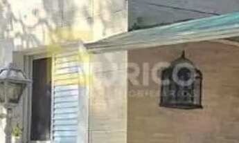 Imagem 2: Casa em condomínio à venda no Marambaia em Vinhedo/SP