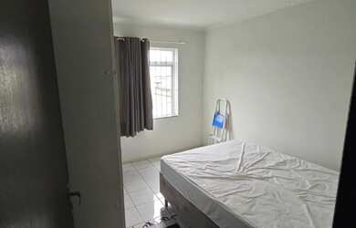 Imagem 4: Quarto em apto compartilhado