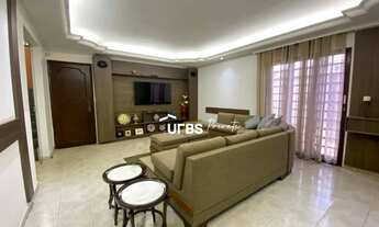 Imagem 2: Sobrado - 5 Quartos - Jardim América