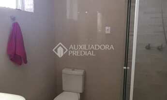 Imagem 7: Apartamento para venda com 70 metros quadrados com 2 quartos em Passo da Areia - Porto Ale