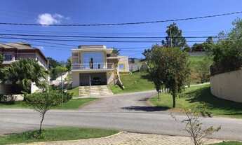 Imagem: Casa térrea à venda, 04 dormitórios situada