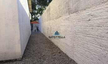 Imagem 4: Imóvel grande na praia dos Ingleses, com enorme terreno e ótima Localização