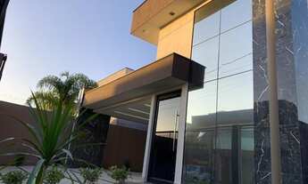 Imagem 3: Casa a venda com 3 quartos, 3 suítes, 4 vagas de garagem - Ótima localização