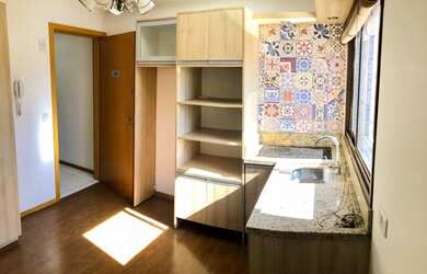 Imagem 3: Apartamento-estúdio com sacada e vaga de garagem próximo ao Shopping Estação