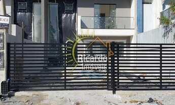 Imagem 2: Sobrados novos no Balneário Canoas