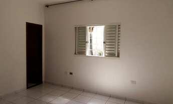 Imagem 4: Casa para Venda em Uberlândia, Jardim Colina, 3 dormitórios, 1 suíte, 3 banheiros, 2 vagas