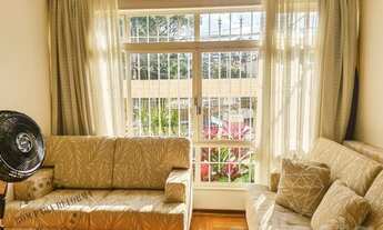 Imagem: Ótimo potencial em rua tranquila