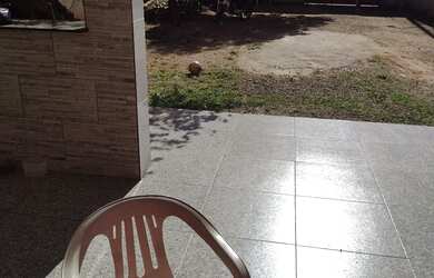 Imagem 3: Casa com dois pavimentos e terraço (parte alta no Santa Rita