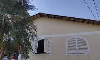 Imagem: Casa com 4 quartos em Setor Leste Universitário