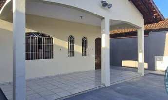 Imagem 3: Casa maravilhosa com quintal imenso