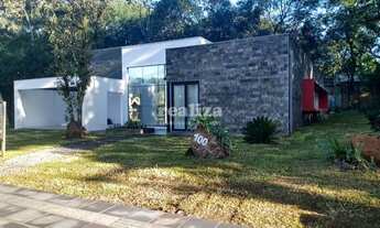 Imagem: CASA COM 3 SUÍTES NO BAIRRO PLANALTO EM