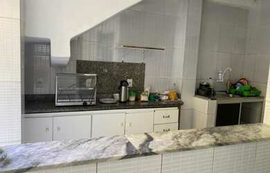 Imagem 3: Casa para venda com 450 metros quadrados com 12 quartos em Barbalho - Salvador - BA