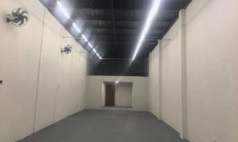 Imagem 5: Ótimo Galpão com 150 m² e com Exaustor Eólico no Bairro Casa Branca em Santo André - SP