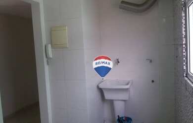 Imagem 6: Apartamento com 2 dormitórios à venda, 70 m² por R$ 250.000,00 - Cavalcanti - Rio de Janei