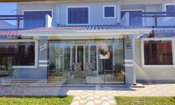 Imagem 2: Sobrado para venda tem 400 metros quadrados com 6 quartos em Atlantida Sul - Osório - RS