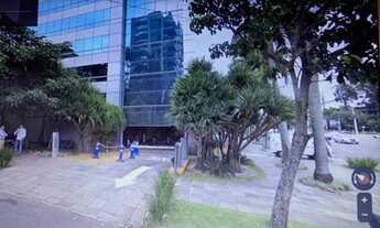 Imagem 6: Box Duplo para aluguel no Iguatemi Corporate possui 24 m²