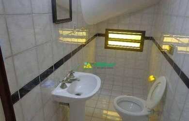 Imagem 7: Sobrado com 3 dormitórios para alugar, 250 m² por R$ 2.900,00 - Jardim Moreira - Guarulhos