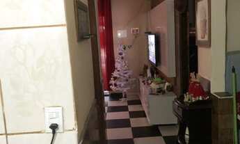 Imagem 5: Casa com 2 quartos, 2 vagas de garagem, mais 2 kits nos fundos na QR 601