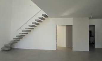 Imagem 4: Vargem Grande - Paraíso Verde - Casa Duplex 196m2, 3 suítes, lavabo, salão em 3 ambientes