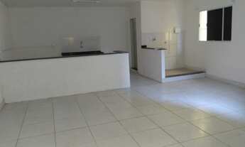 Imagem 2: Três cômodos para aluguel com 30 metros quadrados com 1 quarto, sala, cozinha, banheiro, l