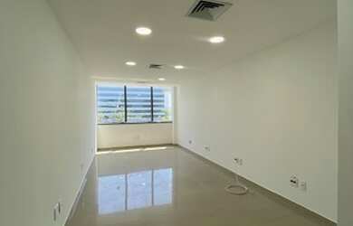 Imagem 6: Ótima sala comercial com 38 m2, no condomínio Dimension