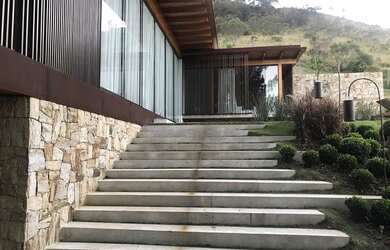 Imagem 5: Belíssima casa em condomínio de altíssimo padrão