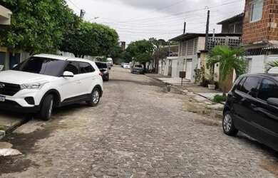 Imagem 5: Casa para venda tem 220 metros quadrados com 4 quartos em Engenho do Meio - Recife - PE