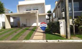 Imagem: Casa com 4 quartos para alugar, 327 m²