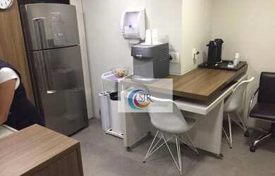 Imagem 7: Conjunto comercial com 200 m², 1 por andar , 4 vagas, 5 banheiros, copa, piso elevado, pis