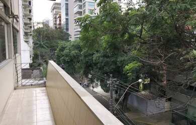 Imagem 3: Apto com varanda na Roberto Silveira