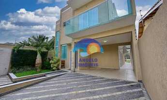 Imagem: Lindo sobrado de porteira fechada com 4