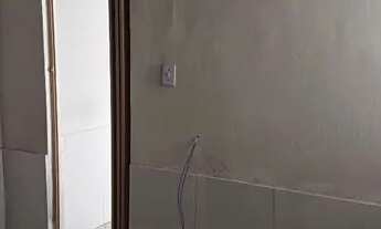 Imagem 5: Kitnet de vila com 2 cômodos e banheiro