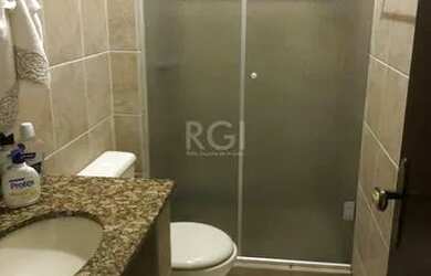 Imagem 2: Casa para Venda - 244m², 5 dormitórios, sendo 3 suites, 6 vagas - Cristal