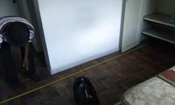 Imagem: Quitinete barata