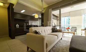 Imagem: Apartamento com varanda e cheio de bossa