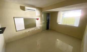 Imagem 3: Casa e Loja Casa com 2 dormitórios