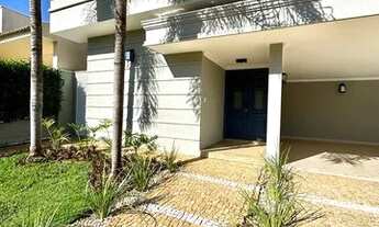 Imagem 2: Casa de condomínio térrea para aluguel e venda com 238 metros quadrados com 3 quartos