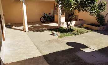 Imagem 4: Auga-se casa no pinheirinho